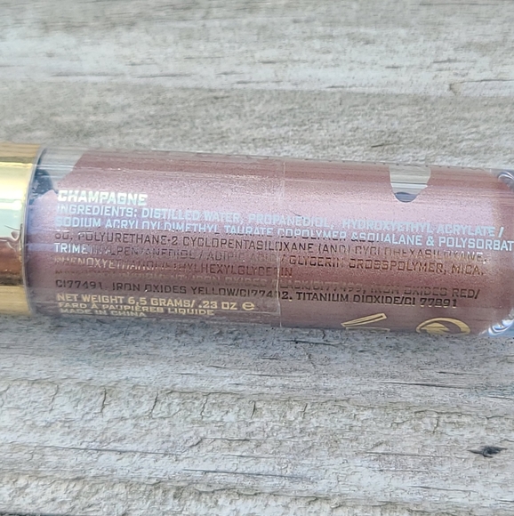 Seven Piece Makeup and Earring Bundle - Picture 6 of 9